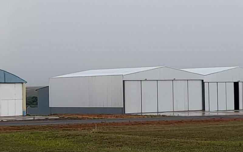 HANGAR 4